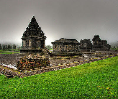 Candi - Candi Di Indonesia Yang Bercorak Hindu & Budha