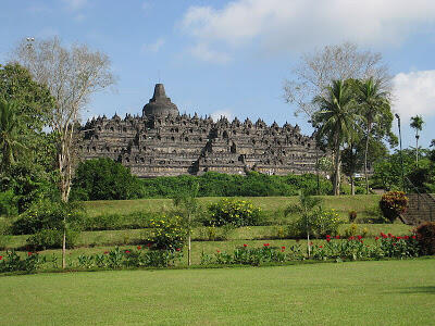 Candi - Candi Di Indonesia Yang Bercorak Hindu & Budha