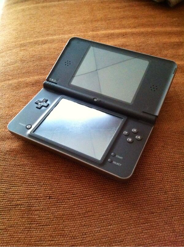 Nintendo dsi xl
