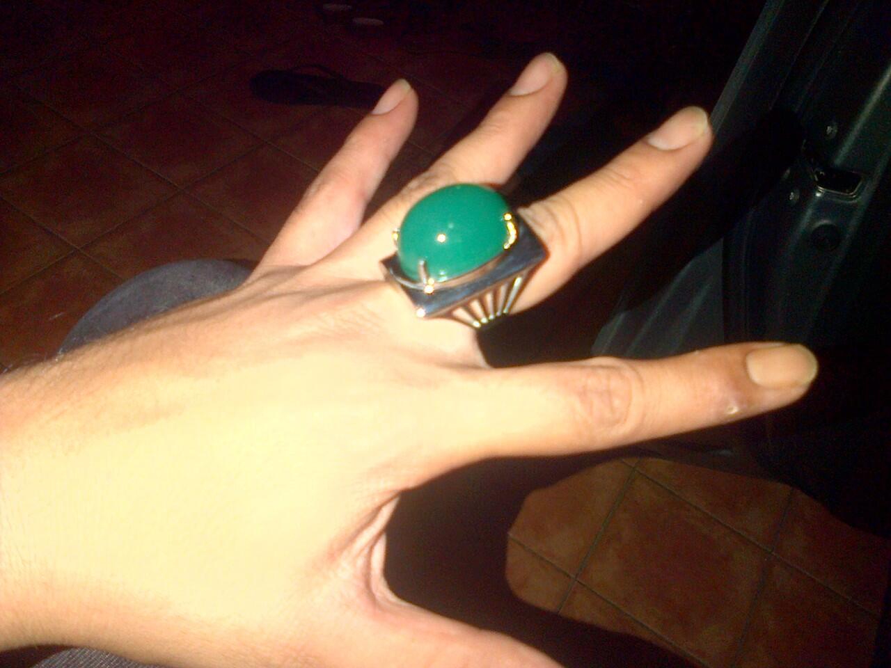 Bacan besar (BAhenol CANtik) buat yg ngerti Barang