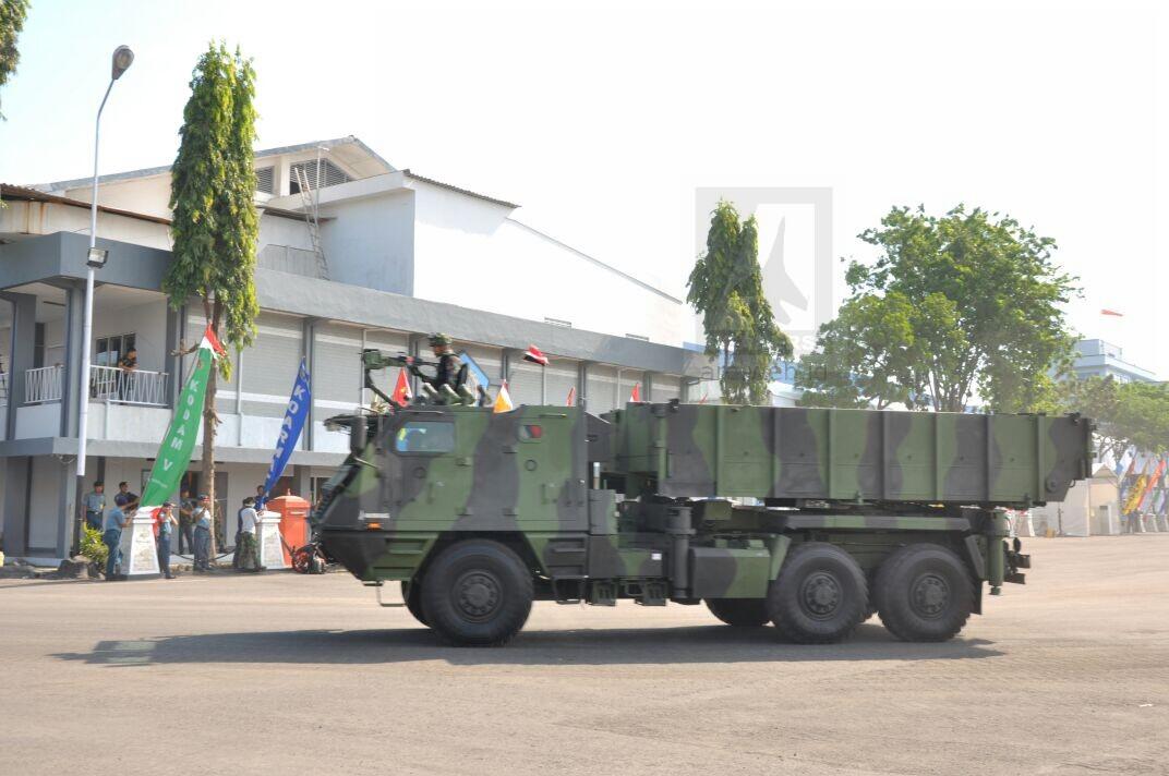 Galeri Suasana Latihan Ulang Tahun TNI