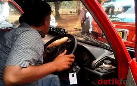 7 Tipe - Tipe Kelakuan Sopir Angkot Yang Harus Agan Ketahui