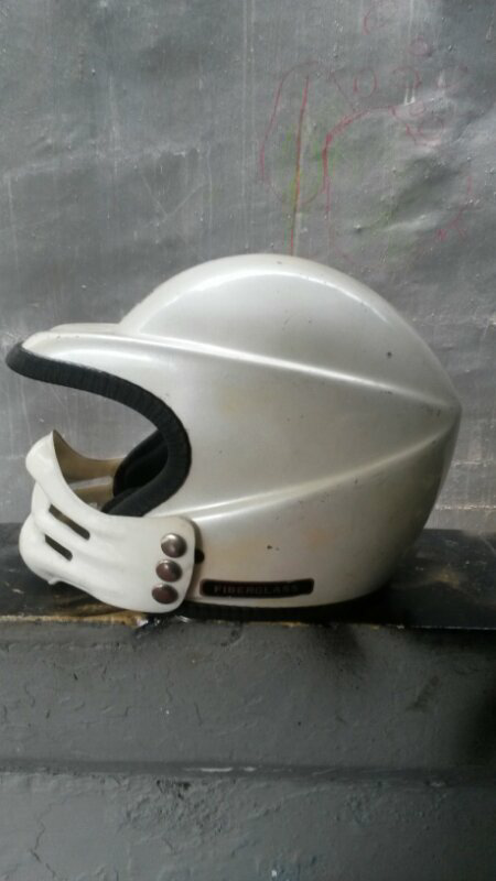 Helm Antik Lawas Murah . ( JakSel ) Borongan Murah