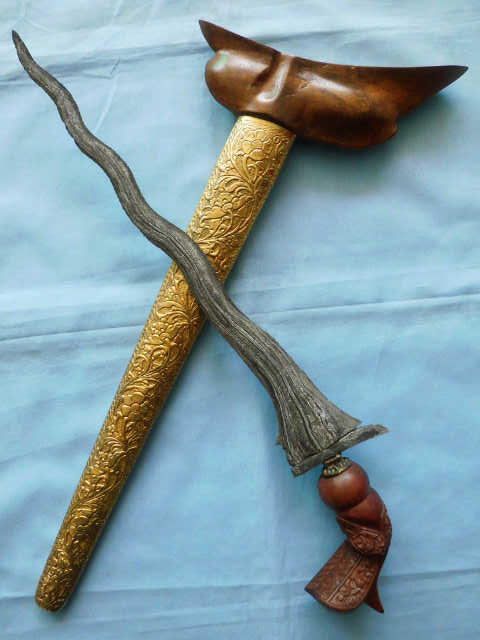 Keris Luar Jawa Sepuh Antik