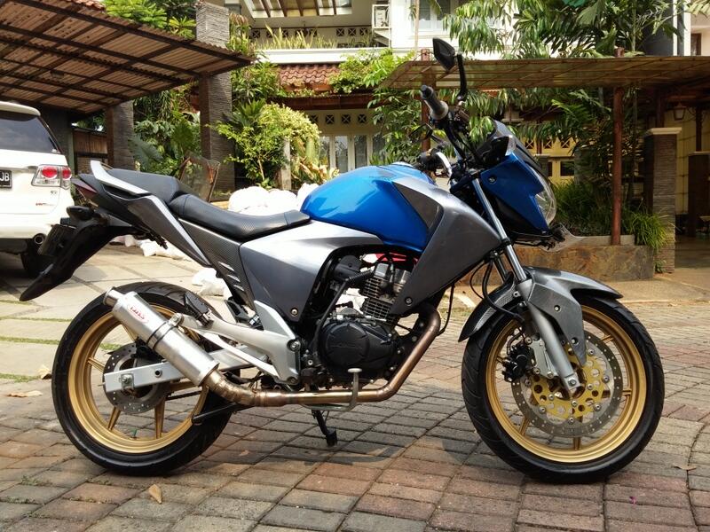 Terjual Honda New Megapro 2014 Biru Modif Minimalis 4200an 