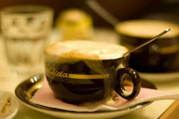 Cara-cara Minum Kopi di Seluruh Dunia