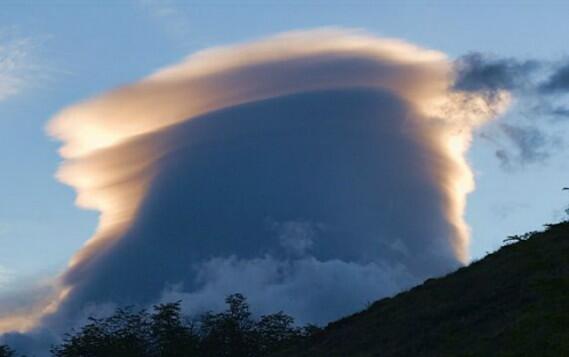 Fonomena Awan Lenticular &#91;Pict++&#93;