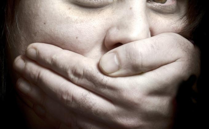 Biadab, Perempuan Hamil Diperkosa Saat Sholat Tahajud