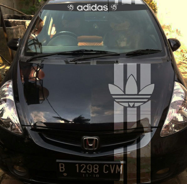 Cari Wrapping Mobil  FullBody Pakai Sticker  ORACAL  651 