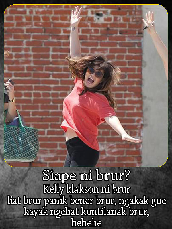 kelakuan celeb kalo ketemu paparazi ni brur