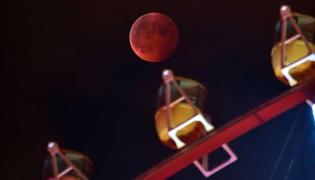 &#91;FOTO&#93; Gerhana Bulan Merah Darah {Blood Moon} 