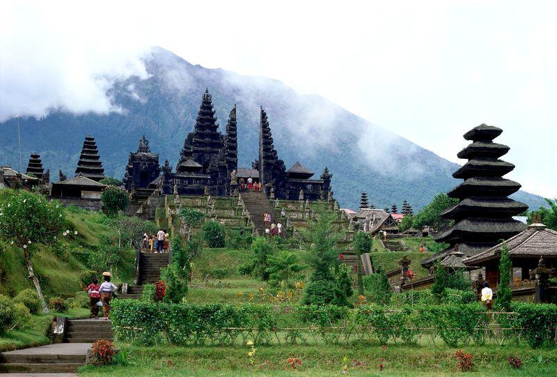 Tempat Wisata Di Bali Yang Wajib Dikunjungi