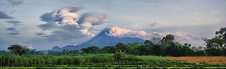 Fonomena Awan Lenticular &#91;Pict++&#93;