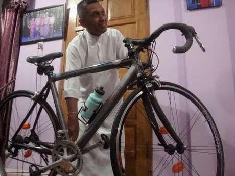 Biasa Bersepeda ke Kantor, Pengadil 'Nenek Minah' Daftar Hakim Konstitusi 