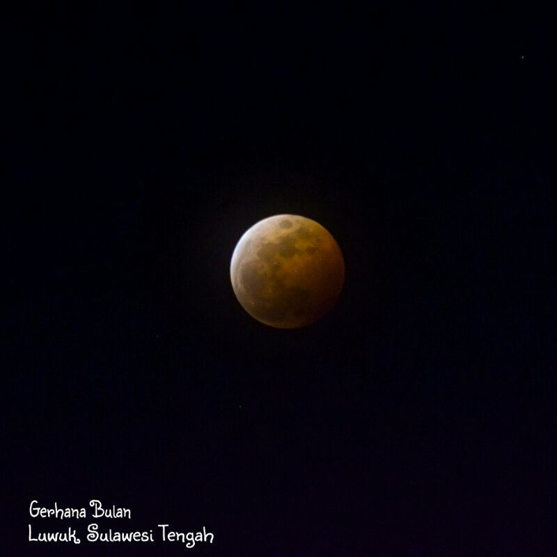 &#91;8/10/2014&#93;Foto-foto gerhana bulan merah di berbagai negara