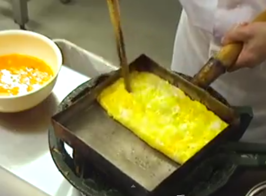 yukk intip cara masak TAMAGOYAKI (Japanese Omelette)