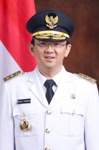 Foto Masa Kecil AHOK