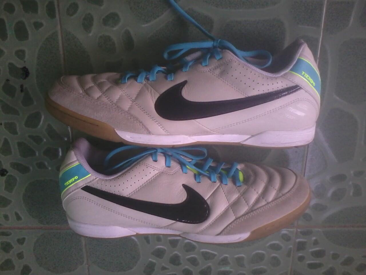 Sepatu Futsal Nike Tiempo Natural IV leather (kulit asli) size 45 (fit 44) #Nego