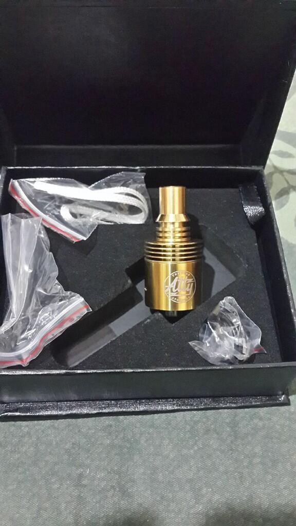 Jual Vapor/E-Cigarette/Rokok Elektrik SLB V V3 Mega 1.300 mAh (NEW)