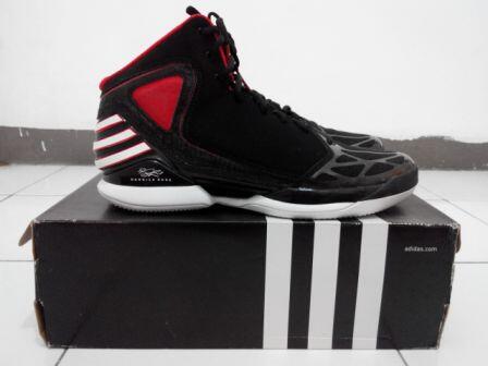 Adidas Derrick Rose 773 & Crazy Light - Size 46