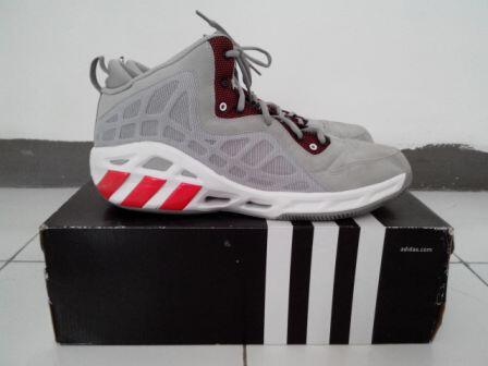 Adidas Derrick Rose 773 & Crazy Light - Size 46