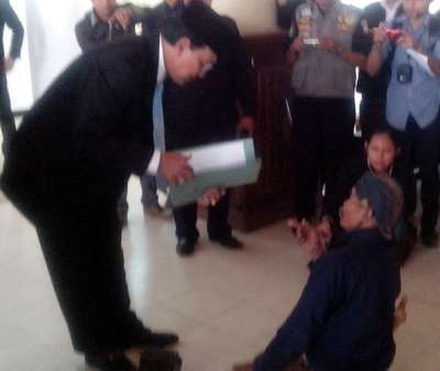 Mbah Darso, Kehilangan Sertifikat Tanah Kini Malah Jadi Tersangka