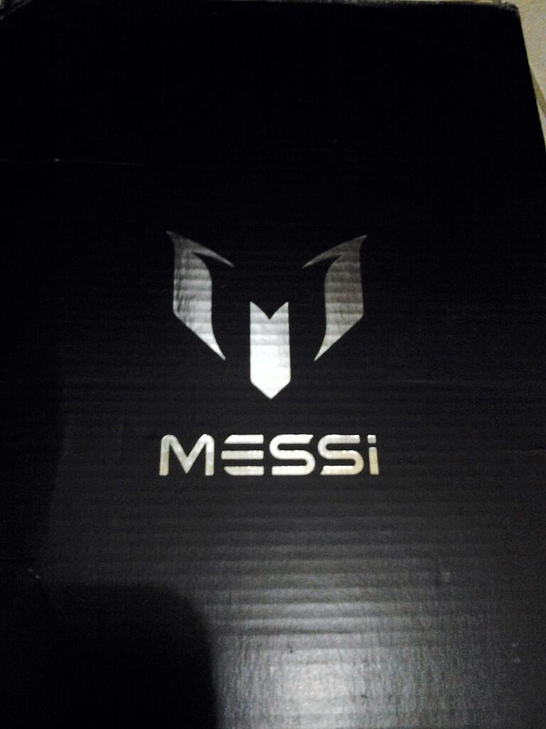 ***Sepatu Futsal ADIDAS F5 MESSI IC YELLOW-BLACK ORIGINAL*** MURAH!!!