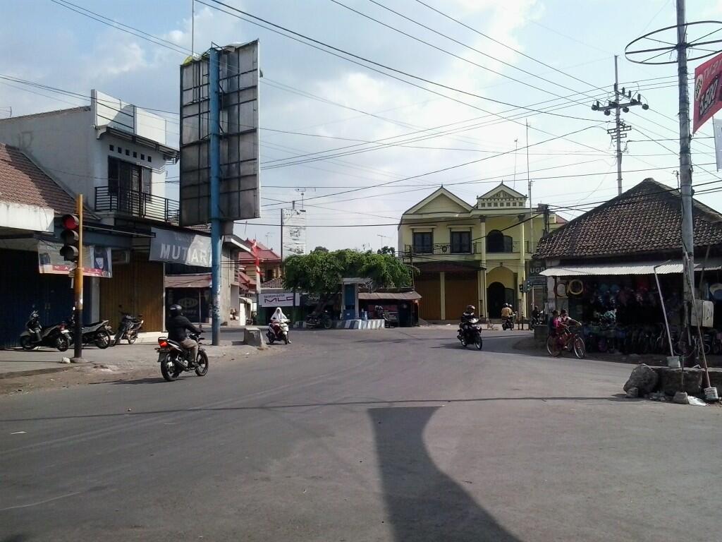 KasQuiz SPBU – SPBU Kandangan Kediri / 54-64125