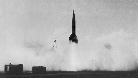 (Mbahnya SSM) V2: The Nazi rocket that launched the space age