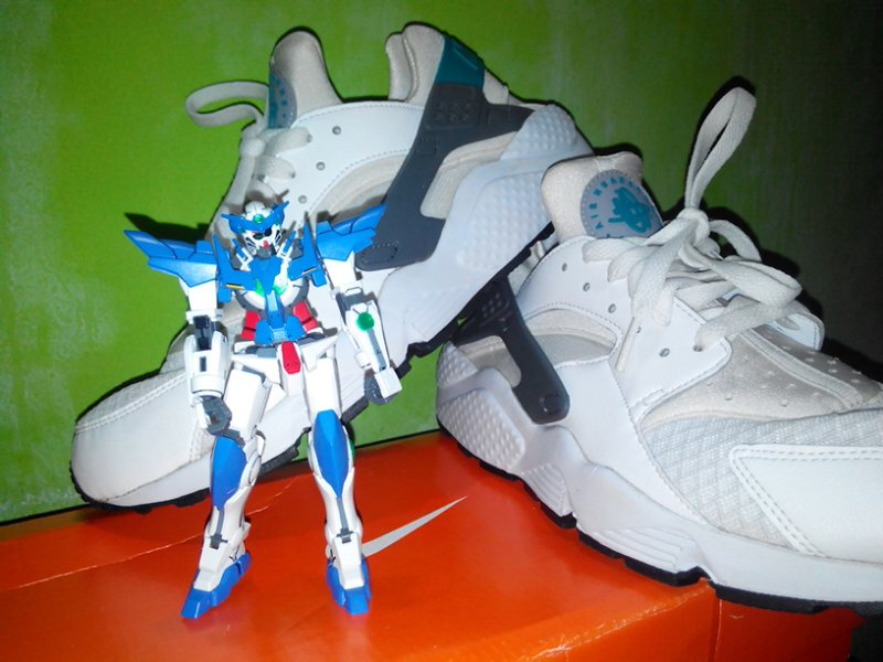 NIKE HUARACHE TURBO LIGHT TERMURAH SEKASKUS