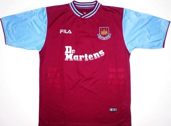 PRE ORDER JERSEY REPLIKA WEST HAM 2001-2003 DR MARTENS BY VENDOR GODSAYS.INC