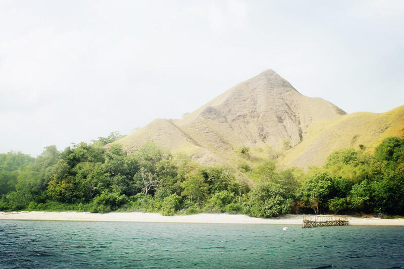 Amazing di Ujung Timur Sulawesi - Pulau Dua (Balantak)