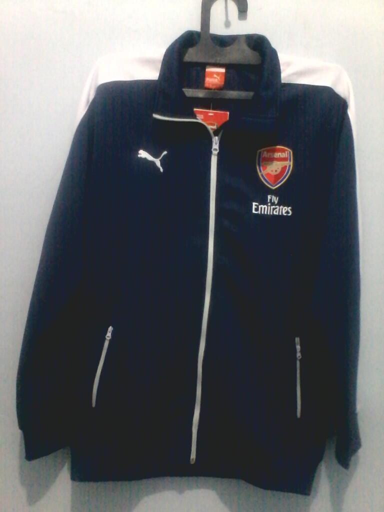OBRAL CUCI GUDANG JAKET GO ARSENAL DARK BLUE NAVY ONLY 125K SIAPA CEPAT DIA DAPAT GAN