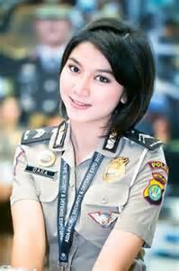 PUISI CINTA UNTUK BRIPTU DARA INTAN.....