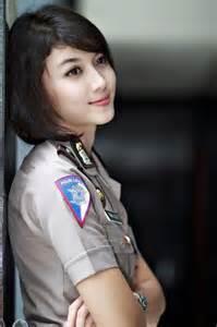 PUISI CINTA UNTUK BRIPTU DARA INTAN.....