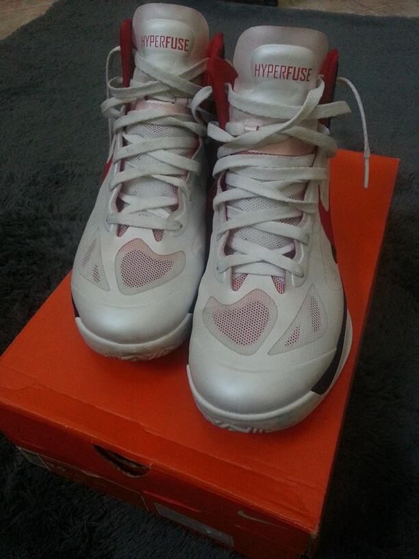 Sepatu Basket Nike Hyperfuse 2012 Original (Mulus, second 2x pemakaian indoor)