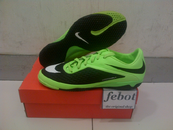 NIKE HYVERVENOM PHELONE IC