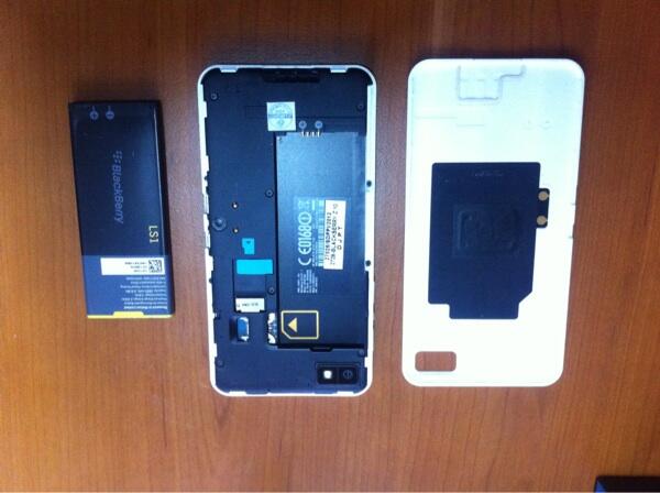 Di jual blackberry z10 putih