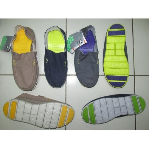 CROCS ORIGINAL FOR MEN, LENGKAP,BERKWALITAS.DIJAMIN 100%