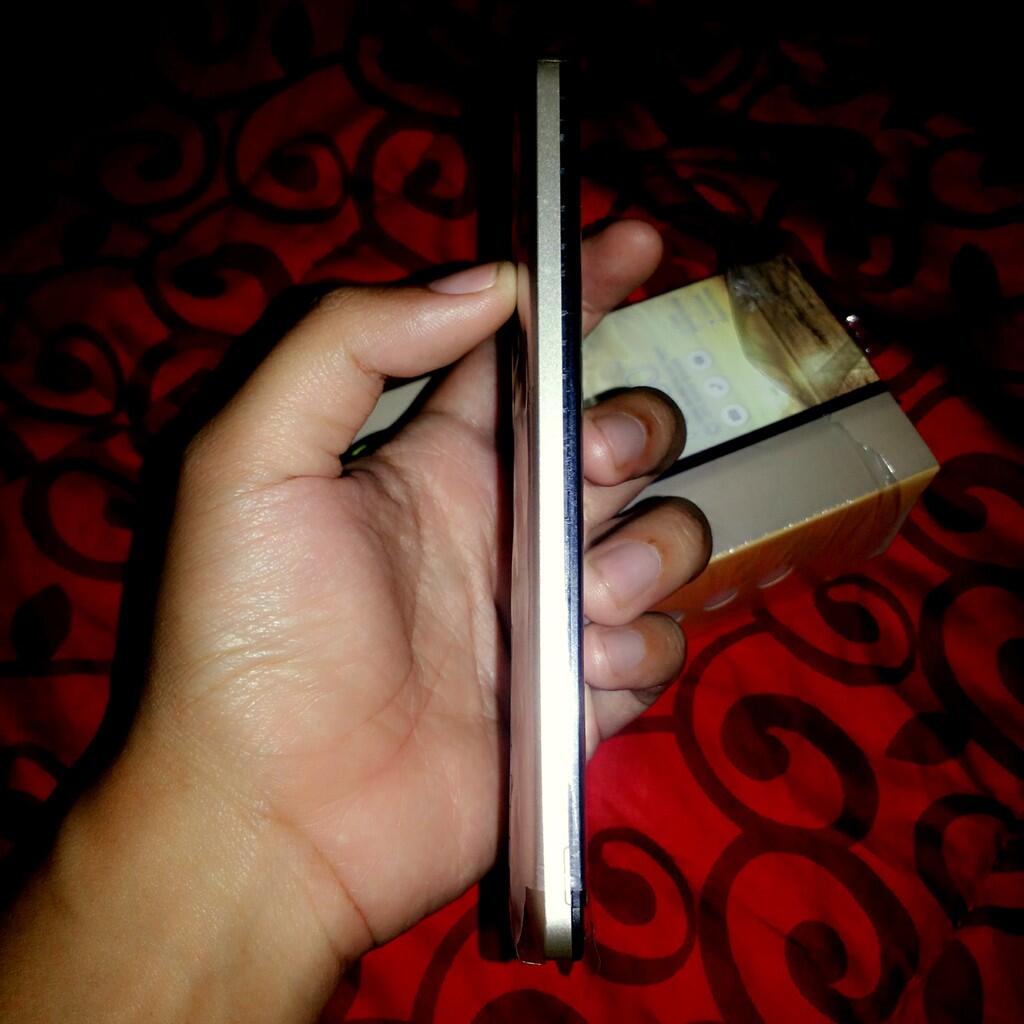 Asus Zenfone 5 GOLD RAM 2GB ROM 8Gb GRS TAM Bandung