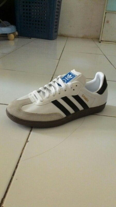 Terjual ORIGINAL SEPATU  ADIDAS  DRAGON DAN SAMBA KLASIK  