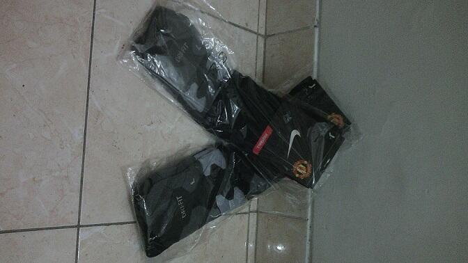 2013-14 Manchester United Home Nike Football Socks/Kaos Kaki