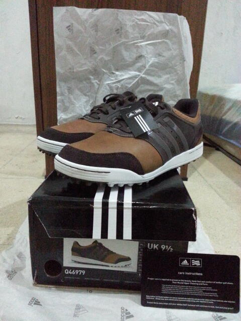 WTS : Sepatu Golf ADIDAS III WD - Q46979
