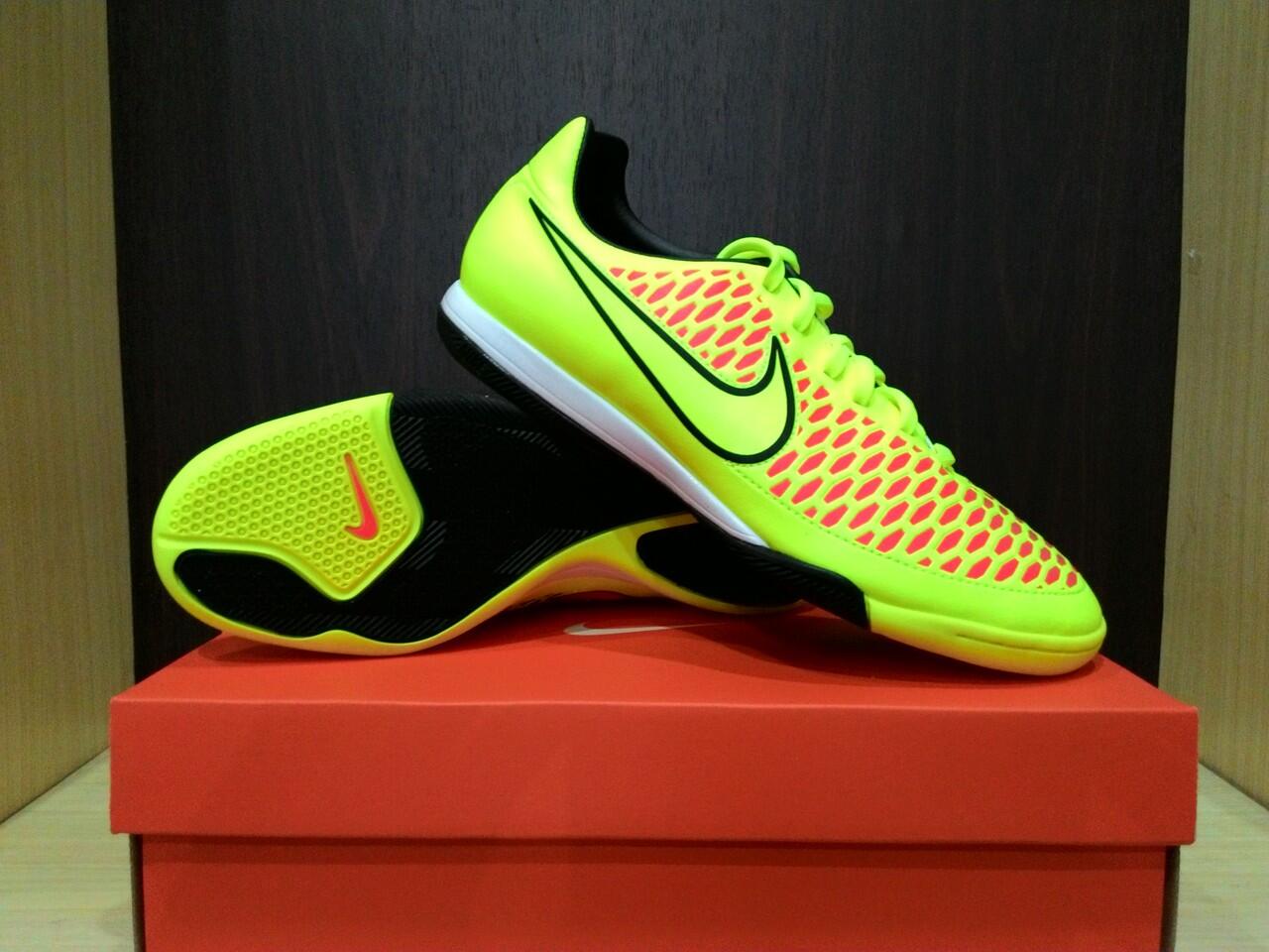 SEPATU FUTSAL NIKE HYPERVENOM PHELON MAGISTA ONDA MERCURIAL VICTORY
