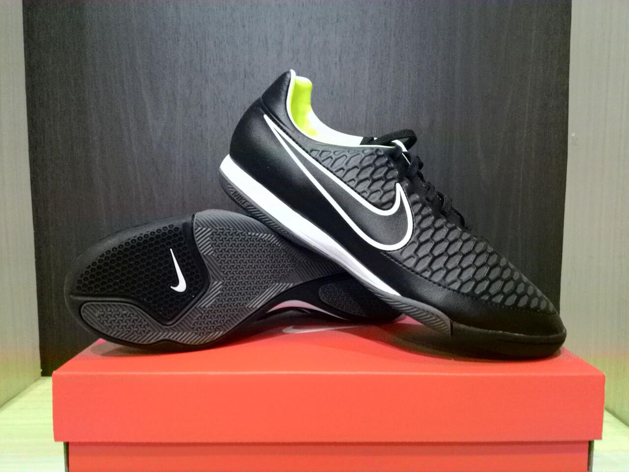 SEPATU FUTSAL NIKE HYPERVENOM PHELON MAGISTA ONDA MERCURIAL VICTORY