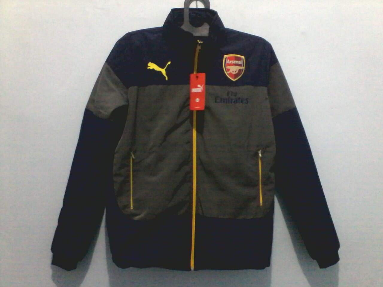 OBRAL LAGI GAN, JAKET GO WATERPROFF ARSENAL ONLY 125K FREE ONGKIR UNTUK DAERAH JATENG