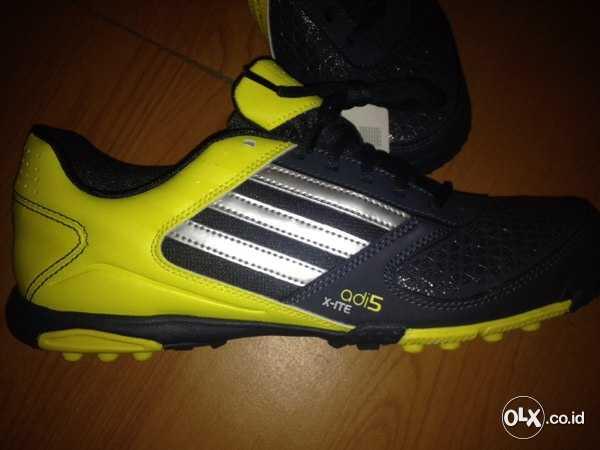 WTS: Adidas Adi5