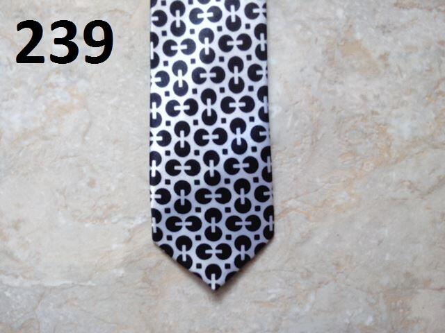 Dasi Polos dan Dasi Motif Slim - Lebar
