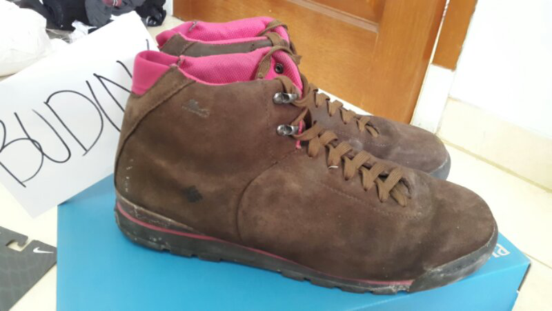 Sepatu Columbia Metro Trail Mid Leather 10 waterproof bekas with box