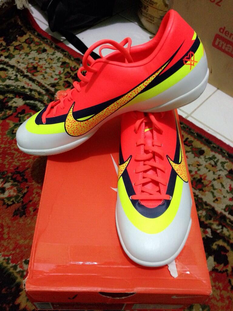 JUAL CEPET!! BU!! Nike Mercurial Victory IV CR IC Futsal!! NEWW MURAHH